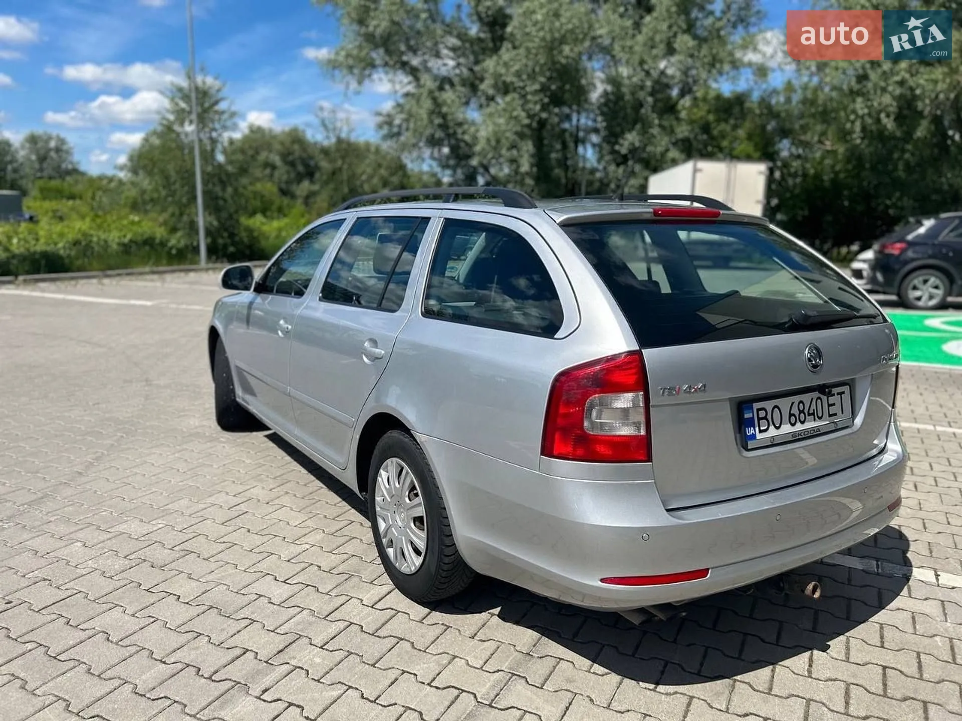 2010 Skoda Octavia - мініатюра 9