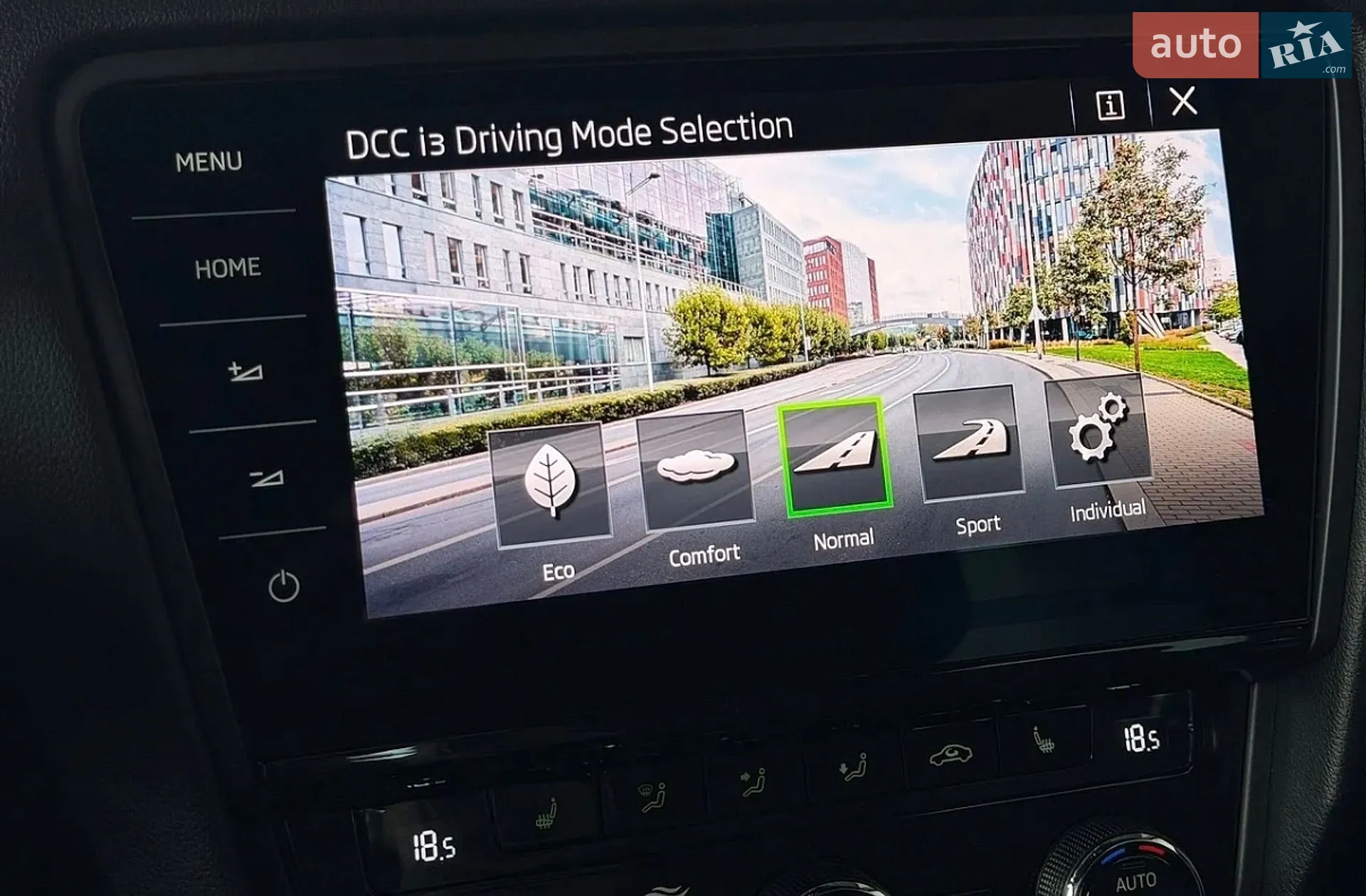 2019 Skoda Octavia - мініатюра 111