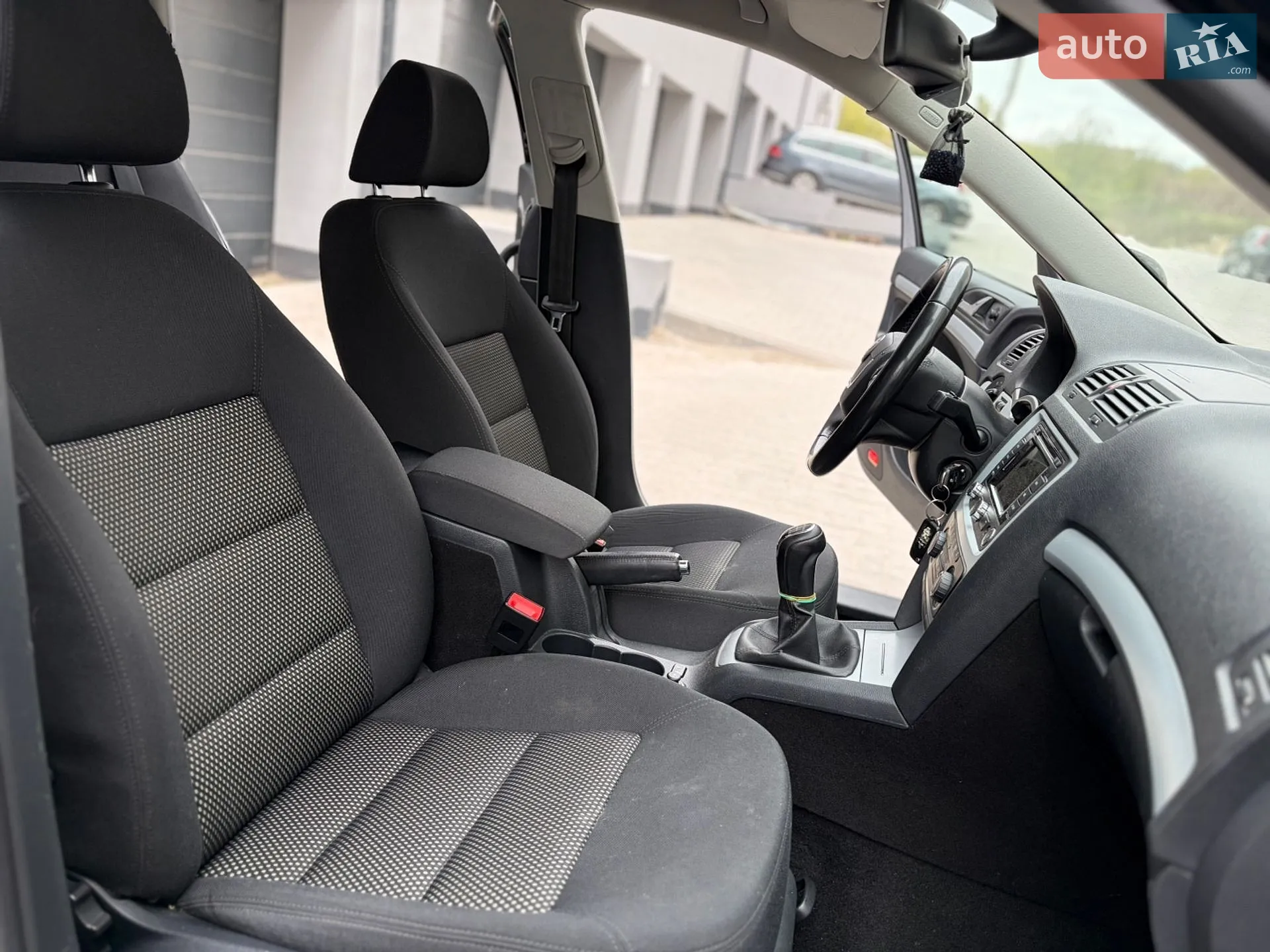 2011 Skoda Octavia - мініатюра 16