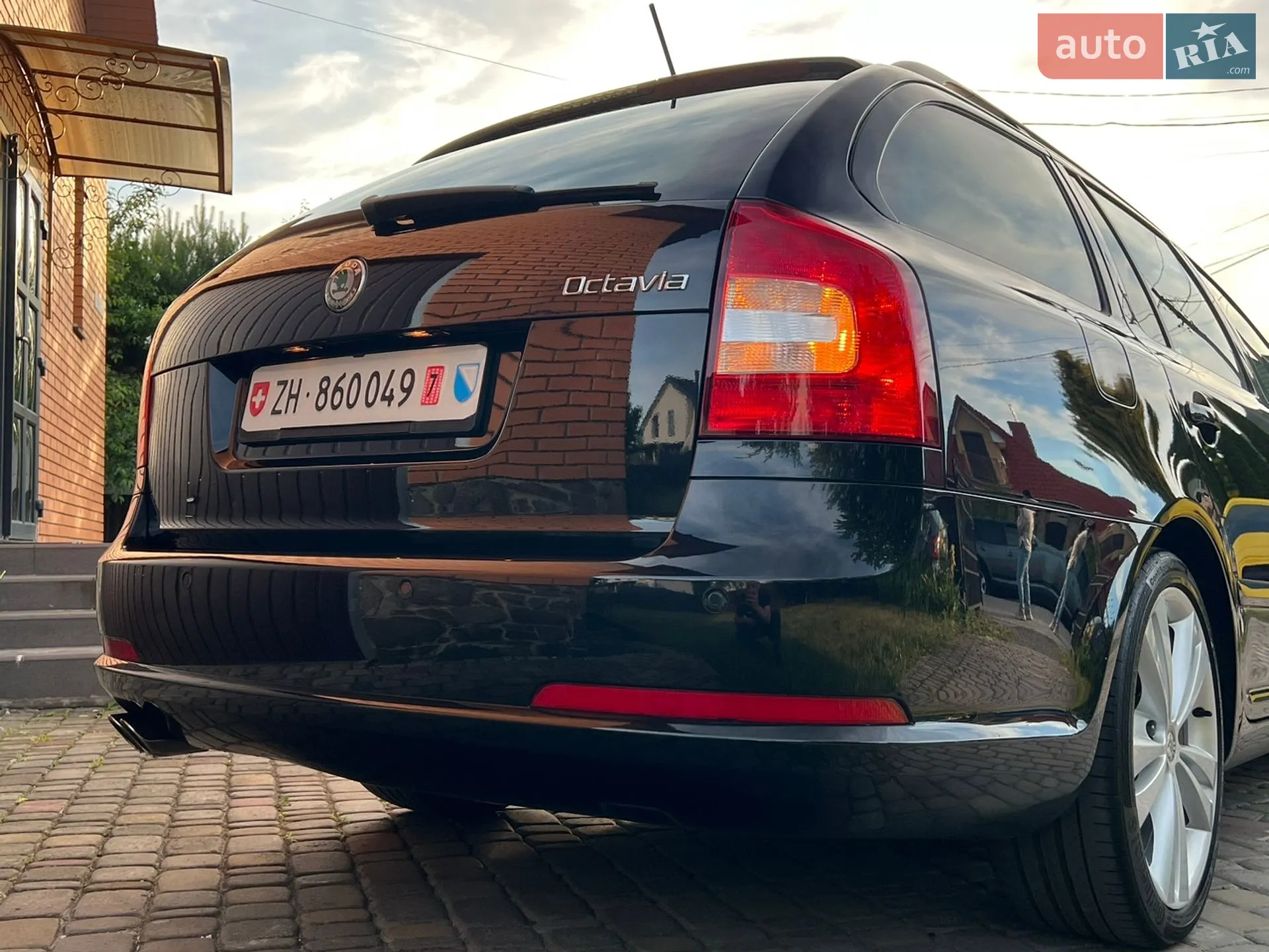2010 Skoda Octavia - мініатюра 8