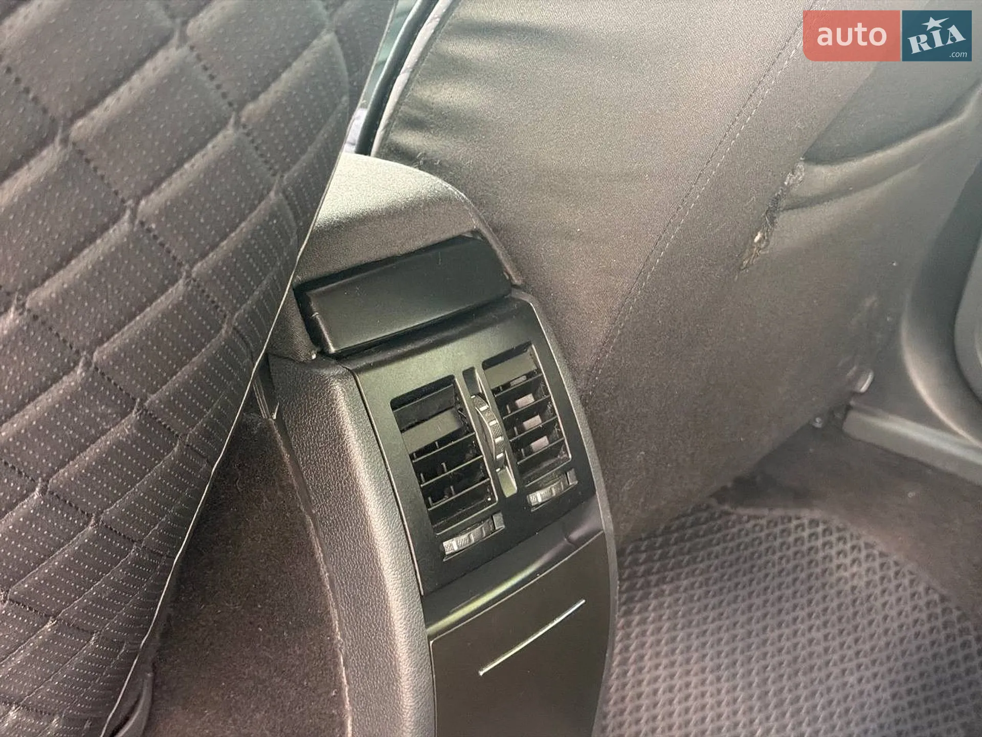 2011 Skoda Octavia - мініатюра 25