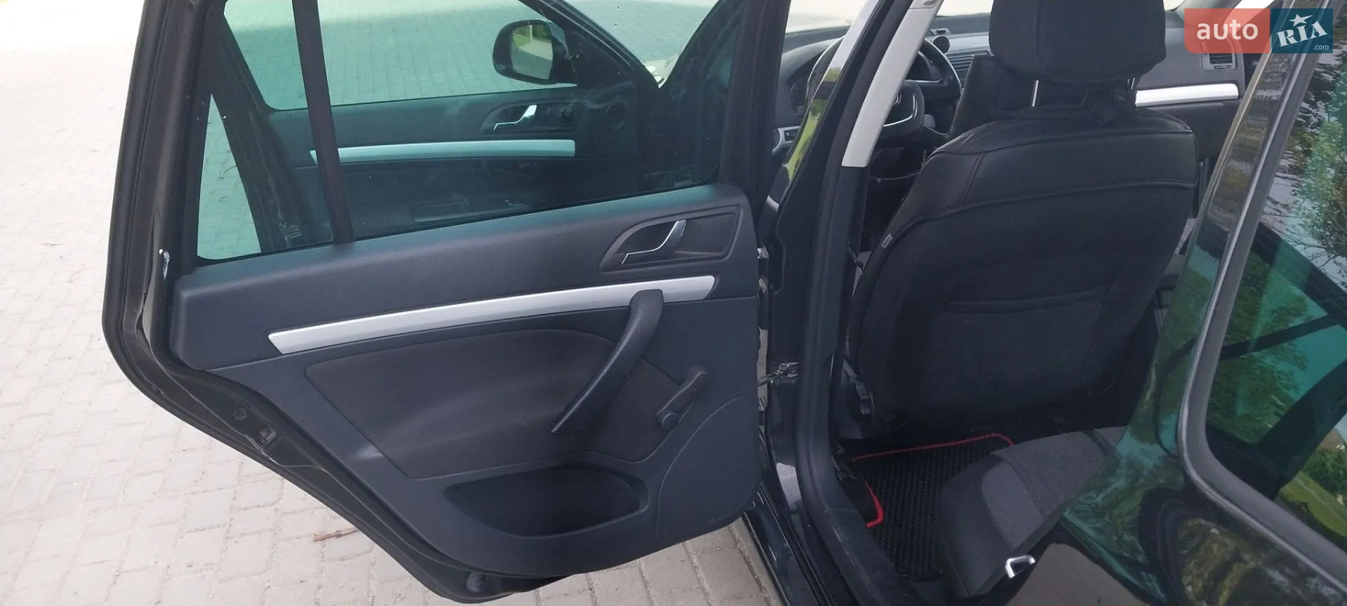 2011 Skoda Octavia - мініатюра 19