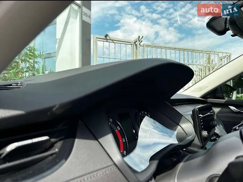 Skoda Octavia 2020 VIN TMBAC4NX4MY041120 фото оголошення 18 з 71
