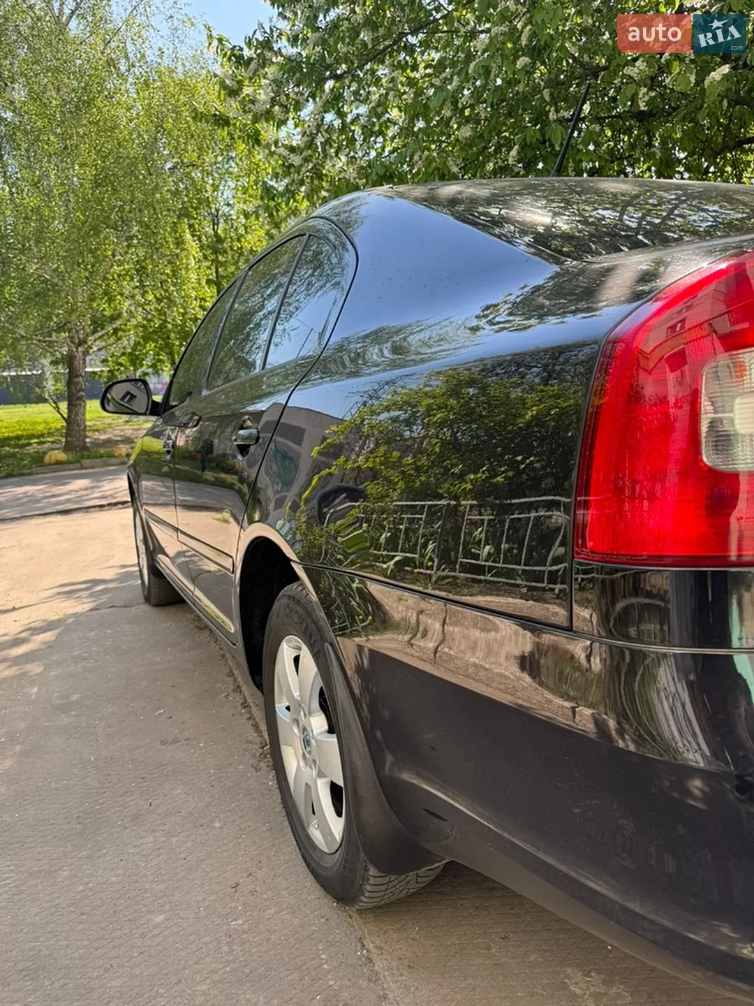 2011 Skoda Octavia - мініатюра 2