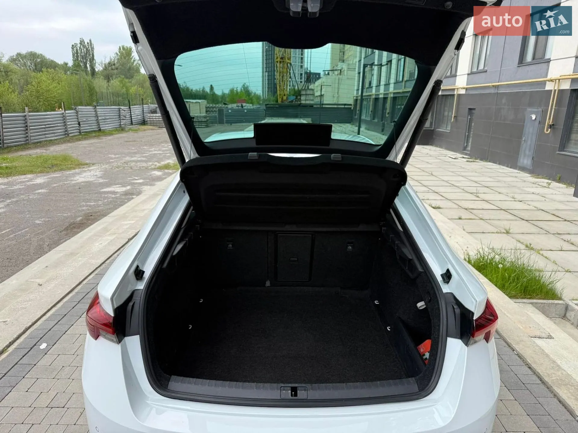 2020 Skoda Octavia - мініатюра 15