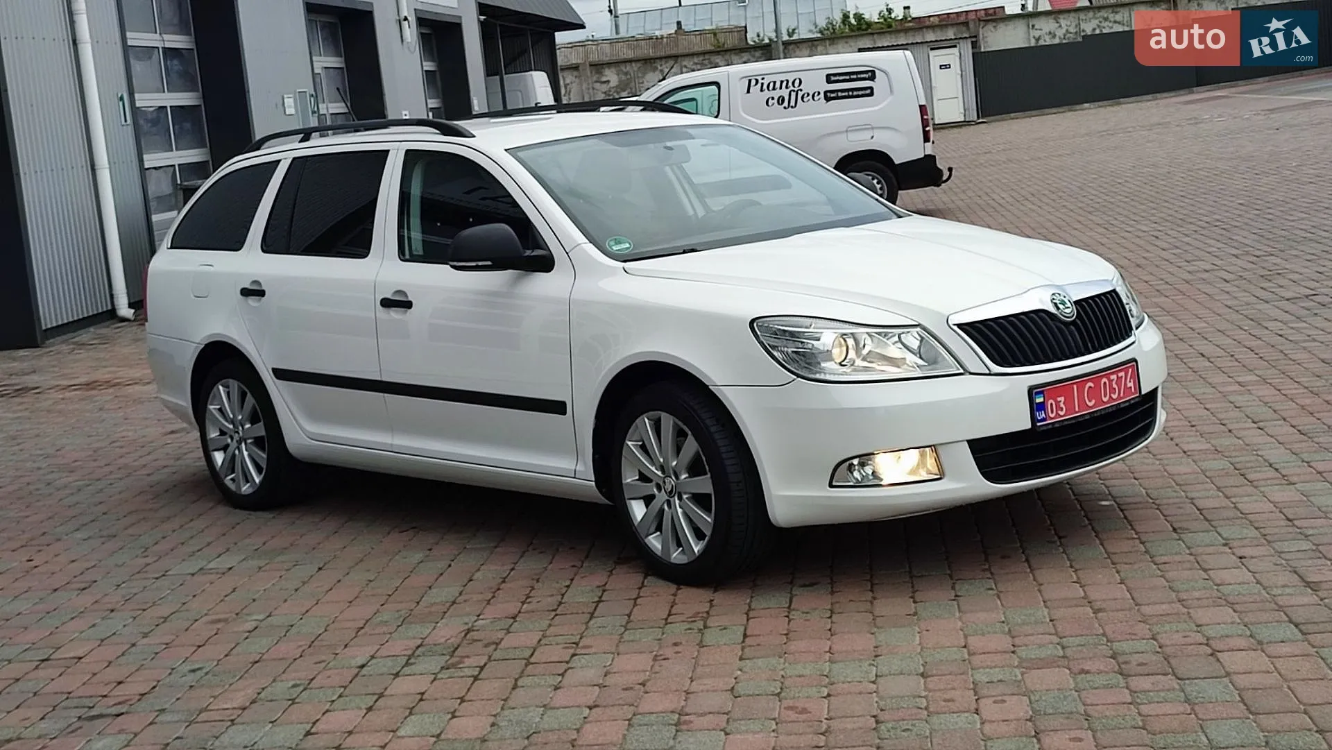 2011 Skoda Octavia - мініатюра 14