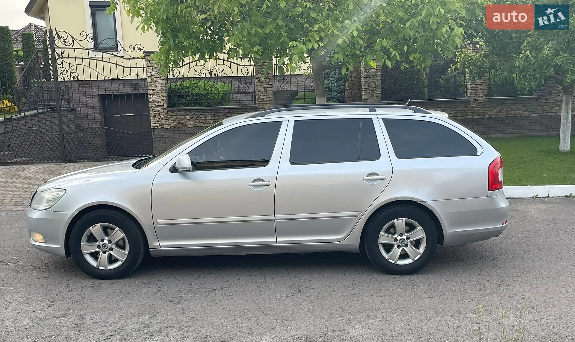 2010 Skoda Octavia - мініатюра 7