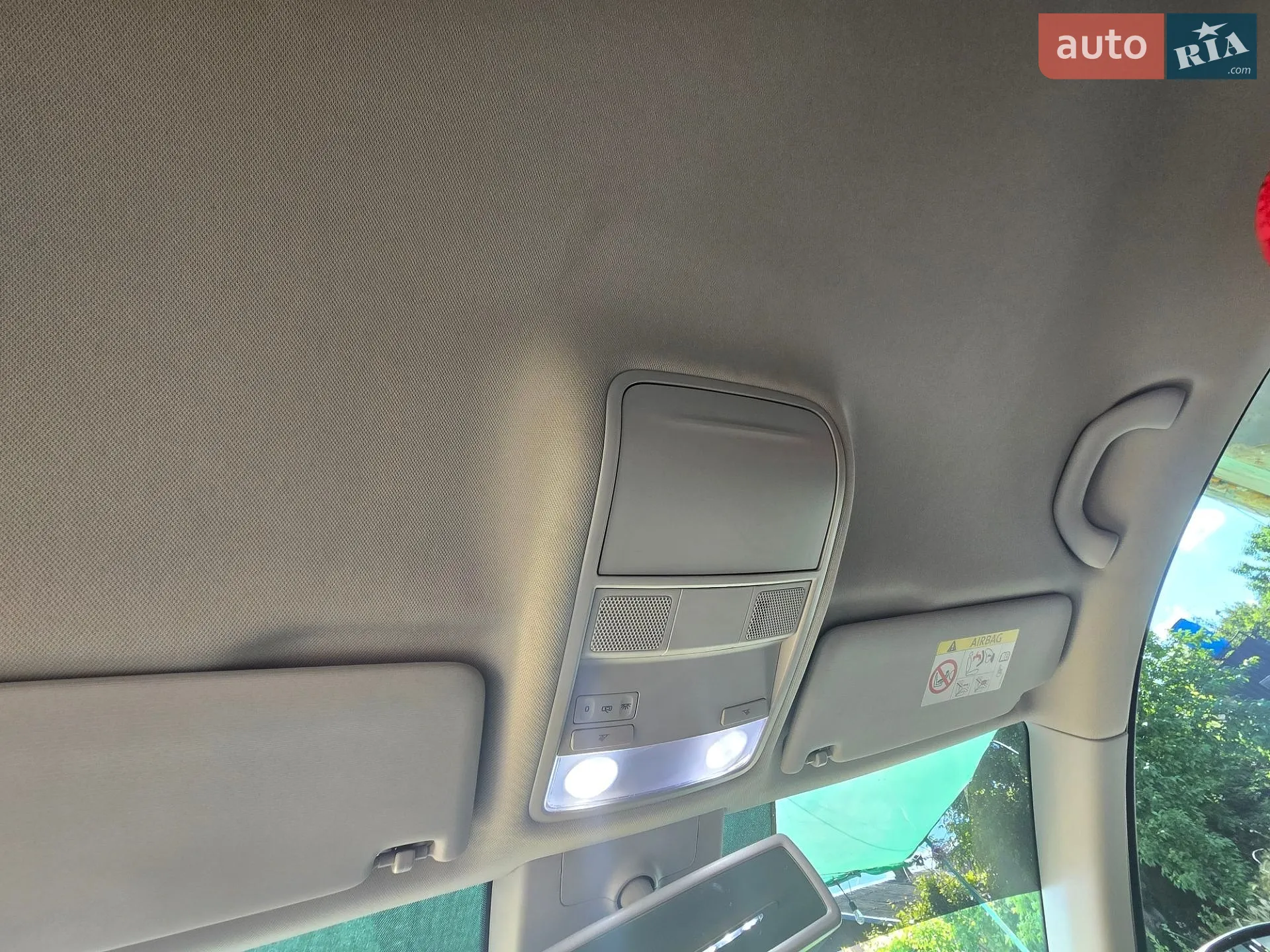Skoda Octavia 2016 VIN TMBJJ7NE7G0201080 фото оголошення 12 з 34