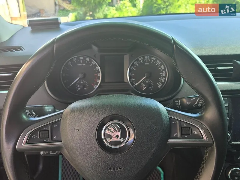 Skoda Octavia 2016 VIN TMBJJ7NE7G0201080 фото оголошення 15 з 64