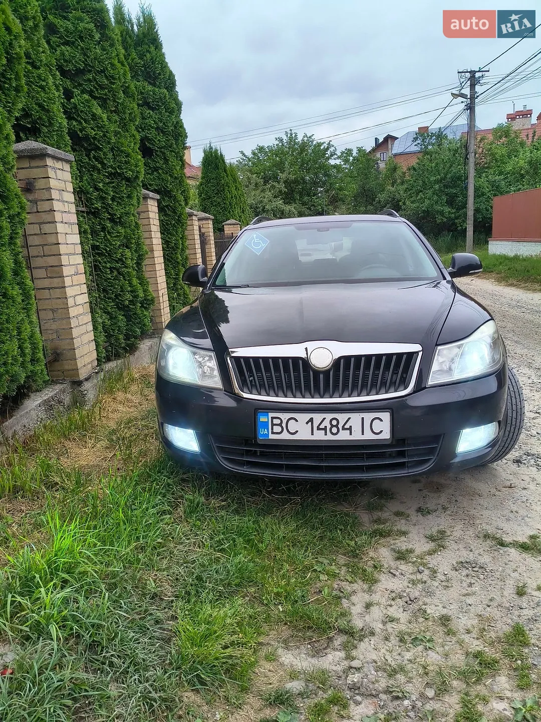 2010 Skoda Octavia - мініатюра 2