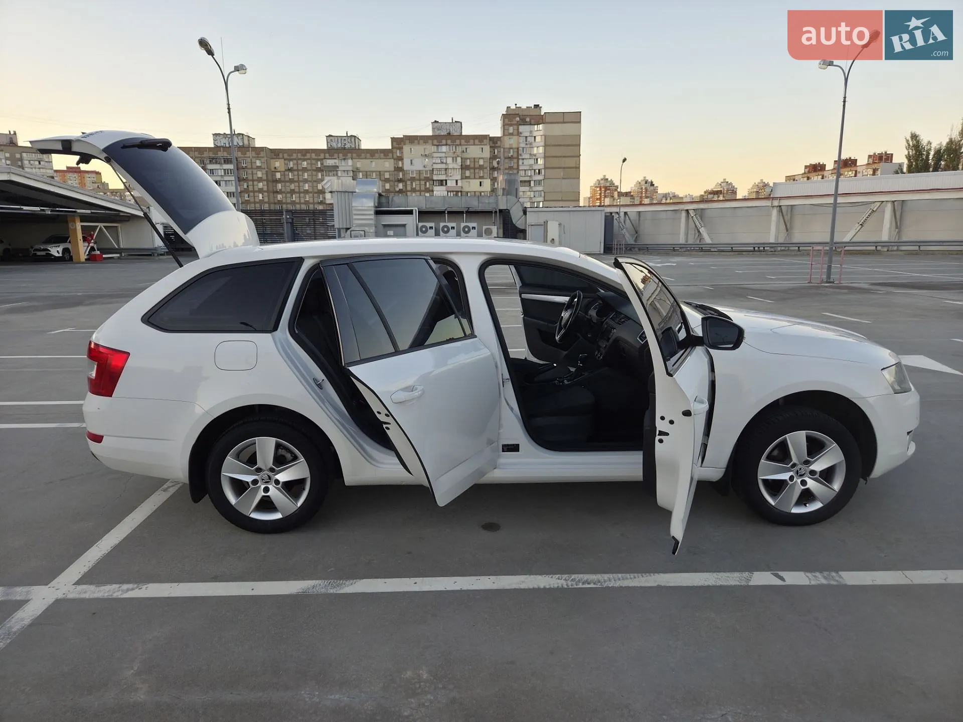 2016 Skoda Octavia - мініатюра 10