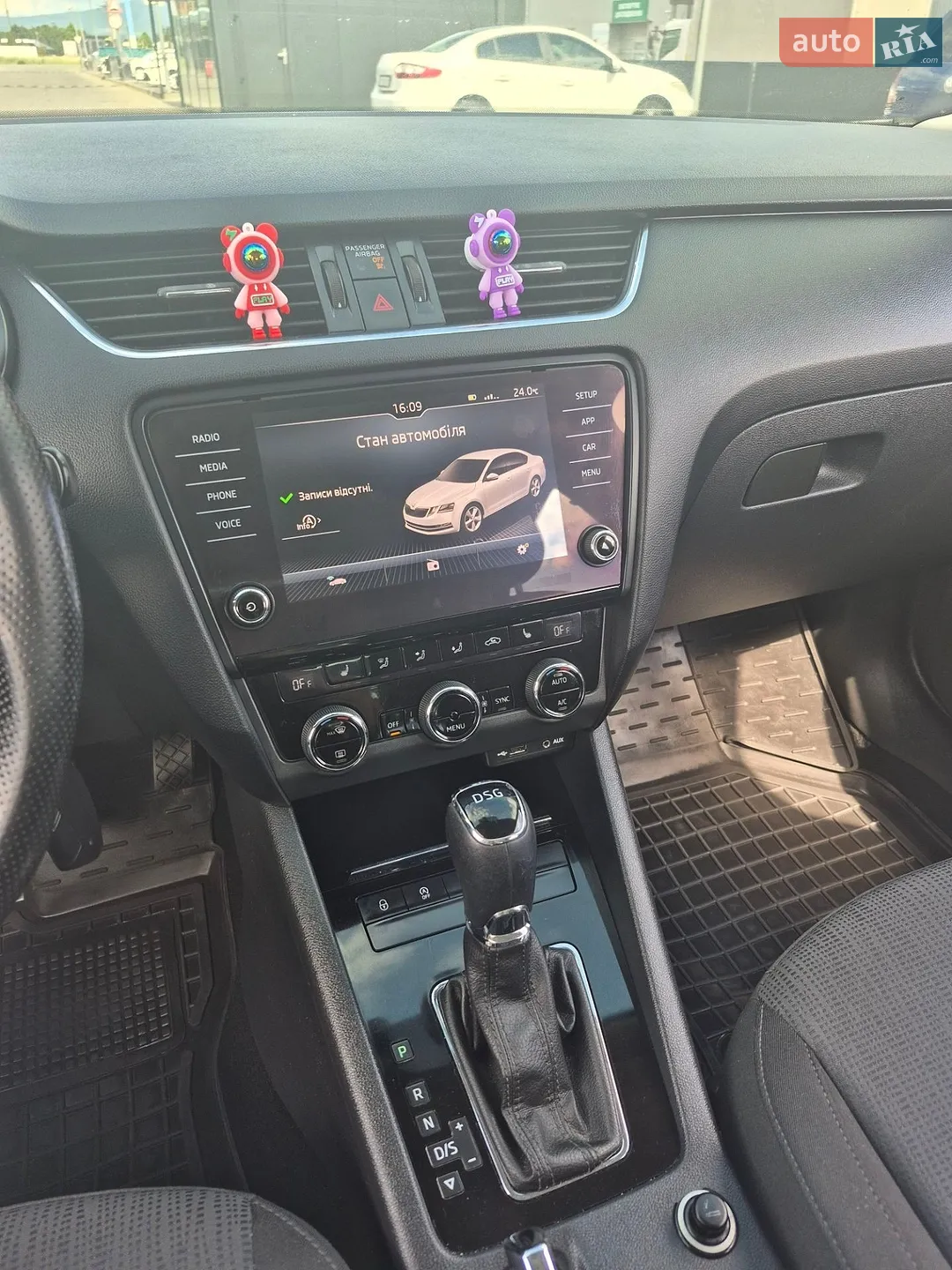 2017 Skoda Octavia - мініатюра 26