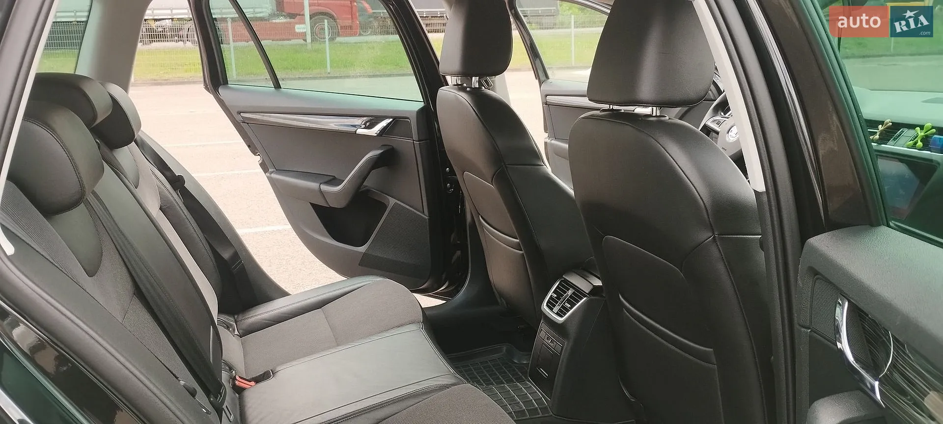 2017 Skoda Octavia - мініатюра 17