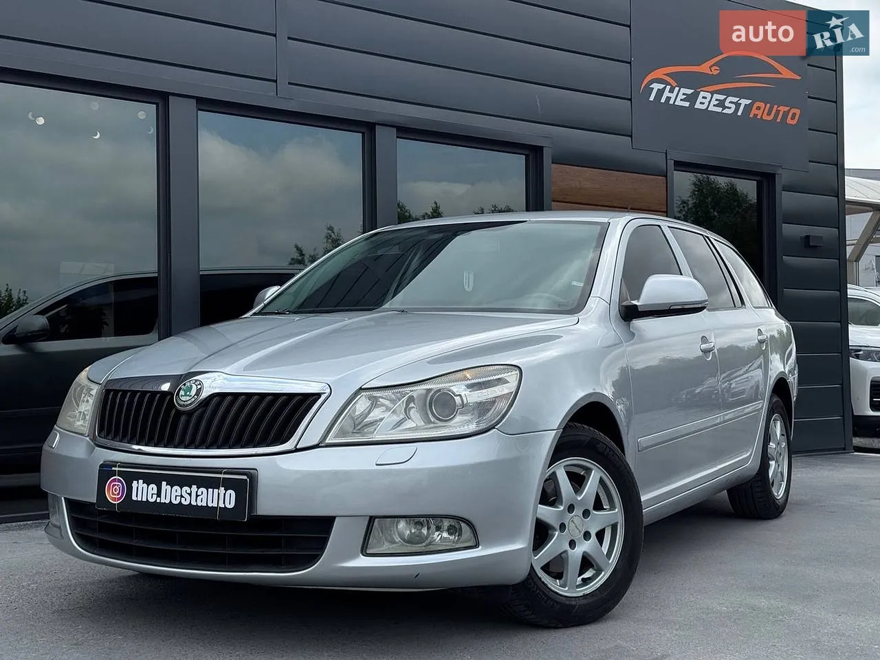 2010 Skoda Octavia - мініатюра 27