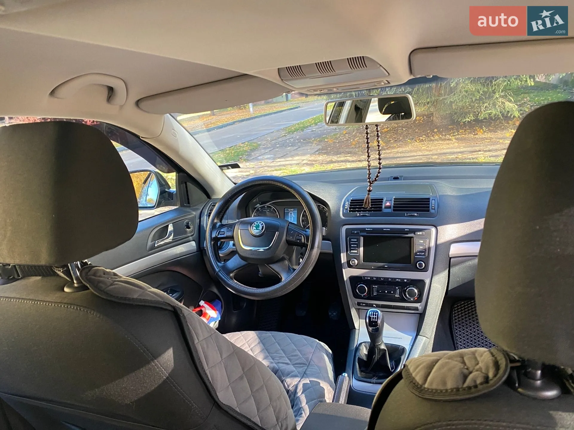 2010 Skoda Octavia - мініатюра 5