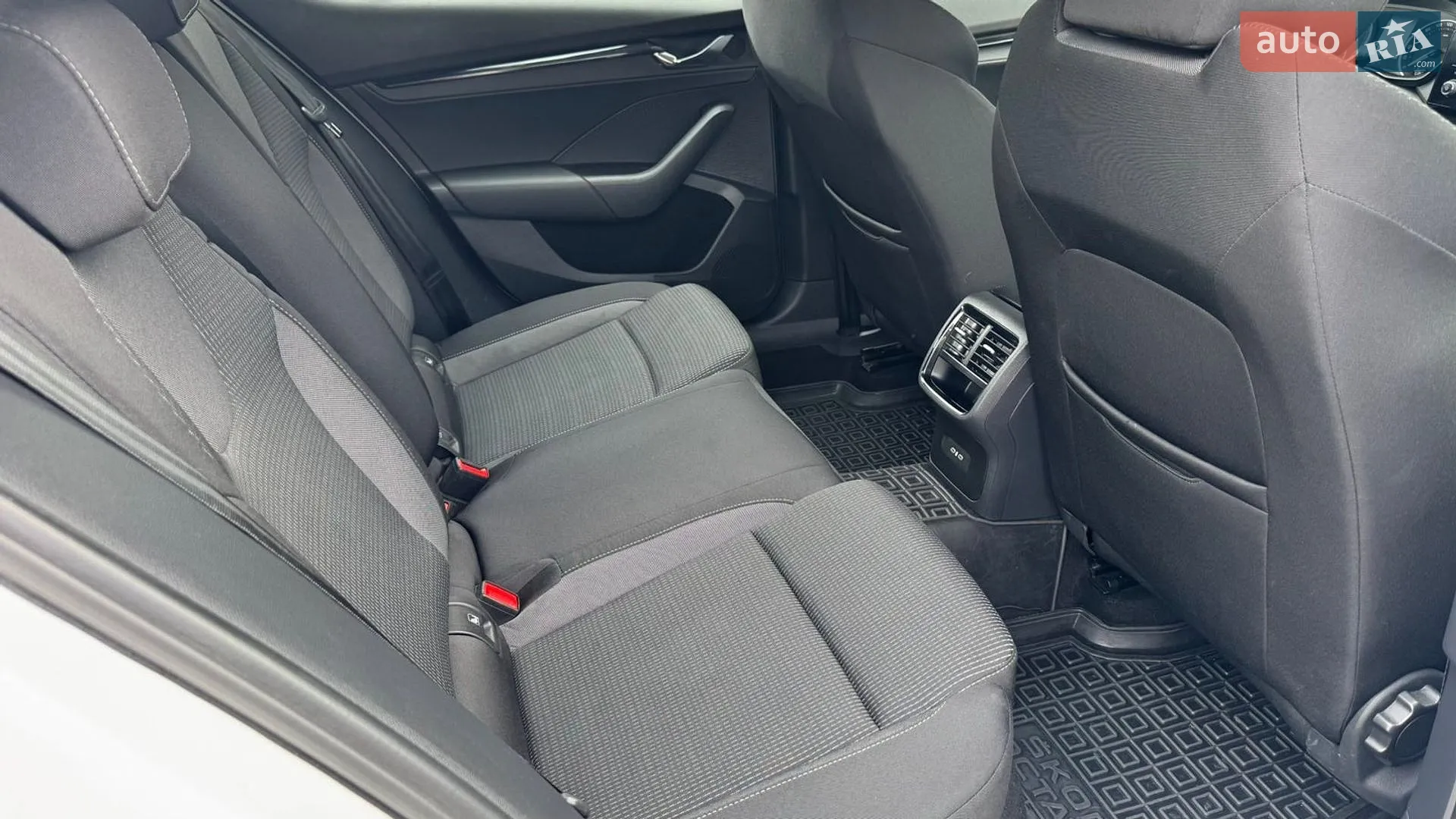 2021 Skoda Octavia - мініатюра 7