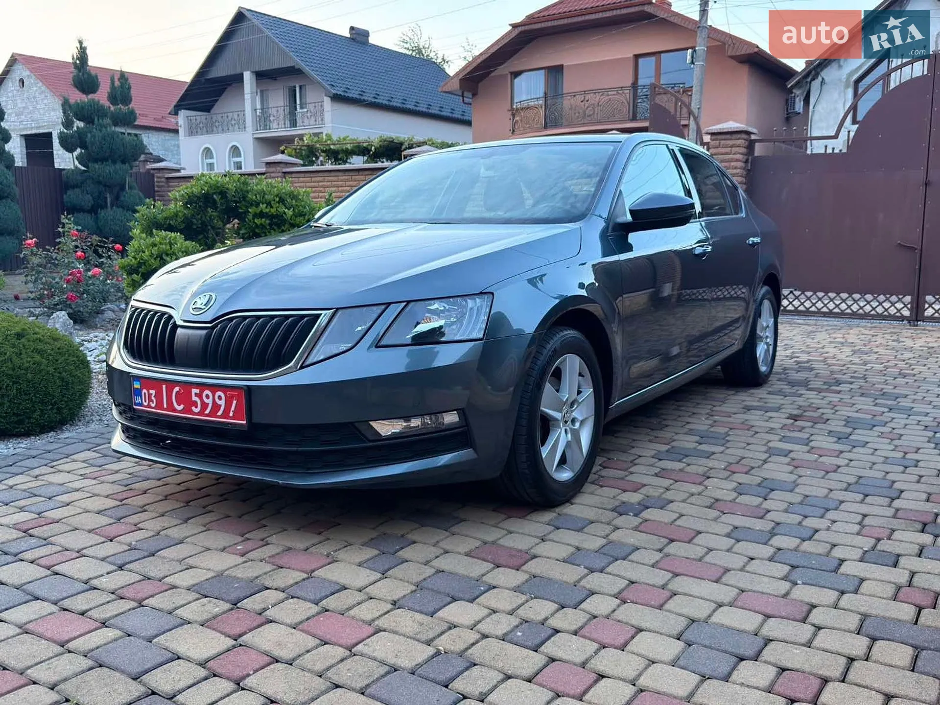 2018 Skoda Octavia - фото 1