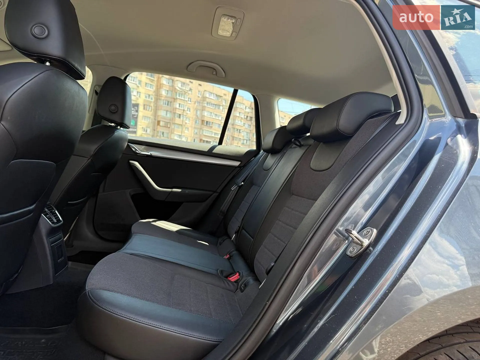 2014 Skoda Octavia - мініатюра 10