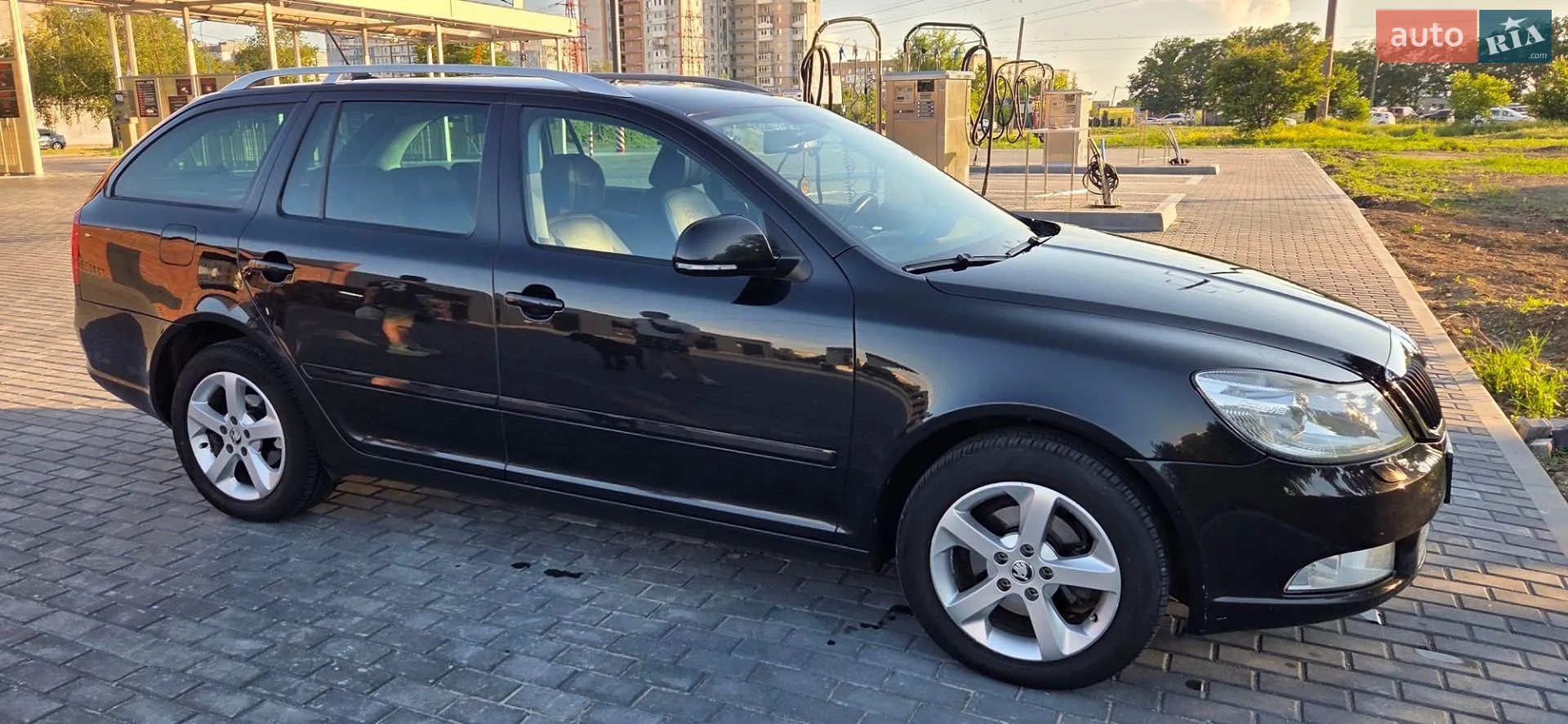 Skoda Octavia 2011 VIN TMBGT61Z7B8035516 фото оголошення 4 з 16