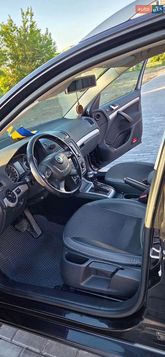 Skoda Octavia 2011 VIN TMBGT61Z7B8035516 фото оголошення 7 з 16