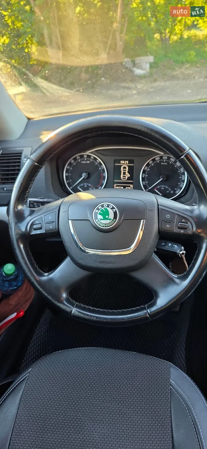 Skoda Octavia 2011 VIN TMBGT61Z7B8035516 фото оголошення 15 з 16