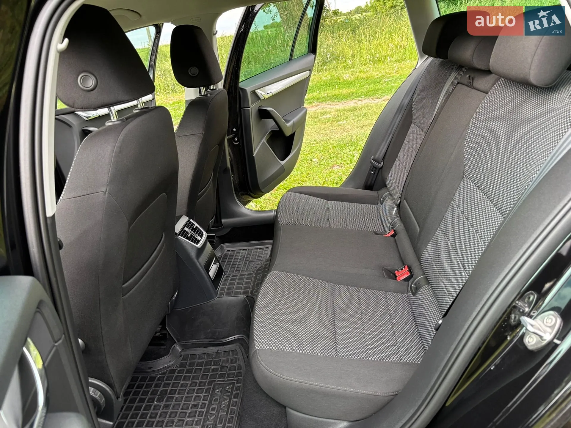 2015 Skoda Octavia - мініатюра 21