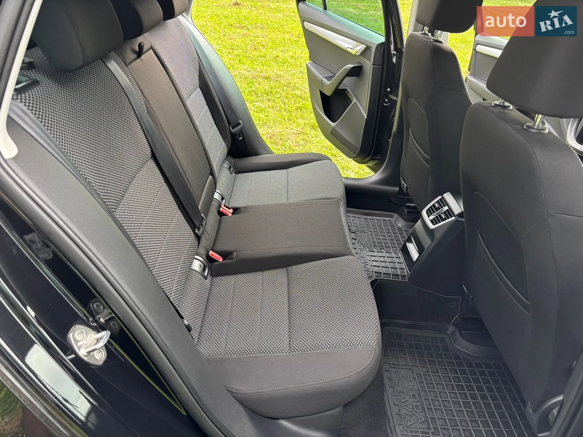 2015 Skoda Octavia - мініатюра 22