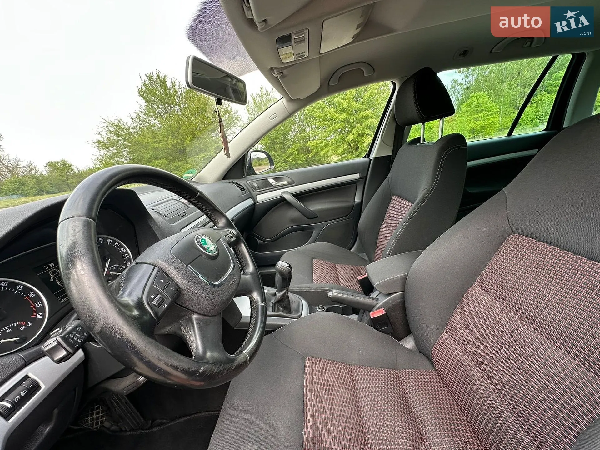 2010 Skoda Octavia - мініатюра 20