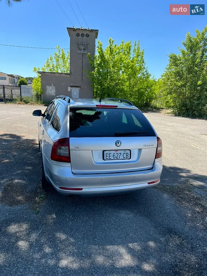 2011 Skoda Octavia - мініатюра 18