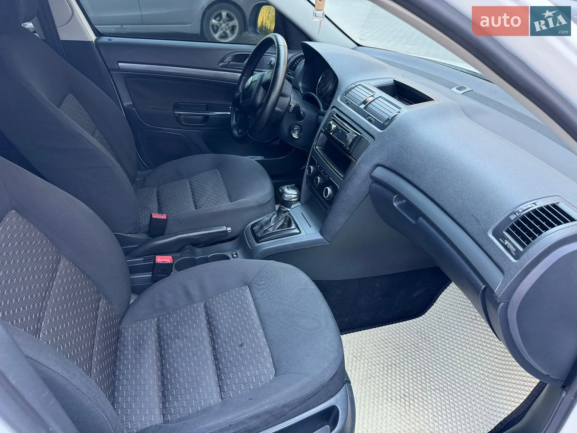 2012 Skoda Octavia - мініатюра 12