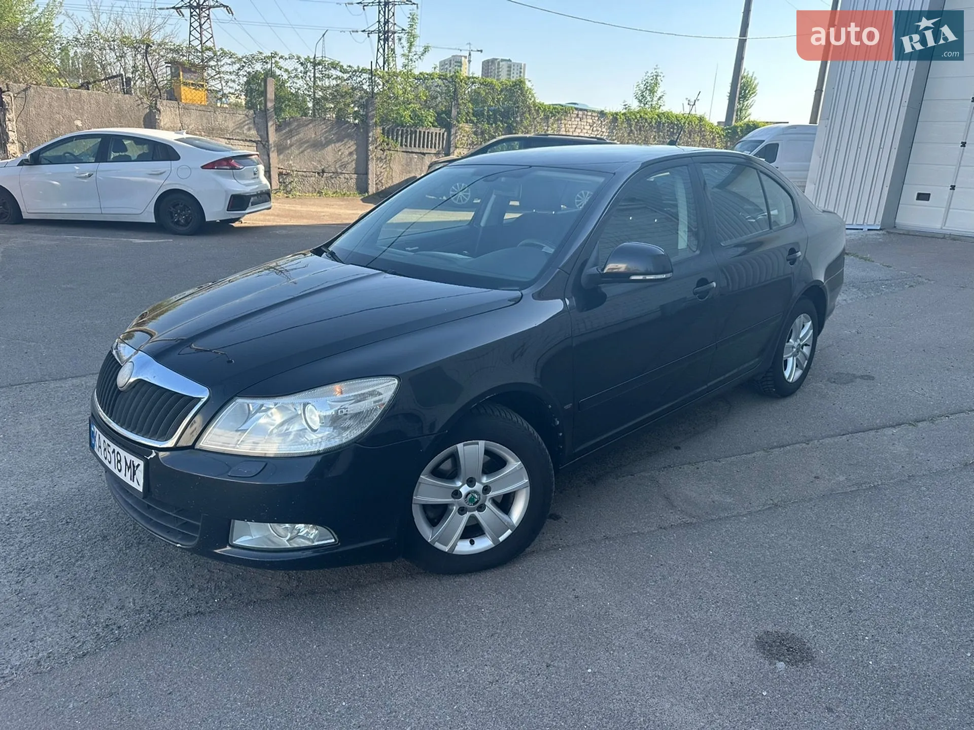 2010 Skoda Octavia - мініатюра 2