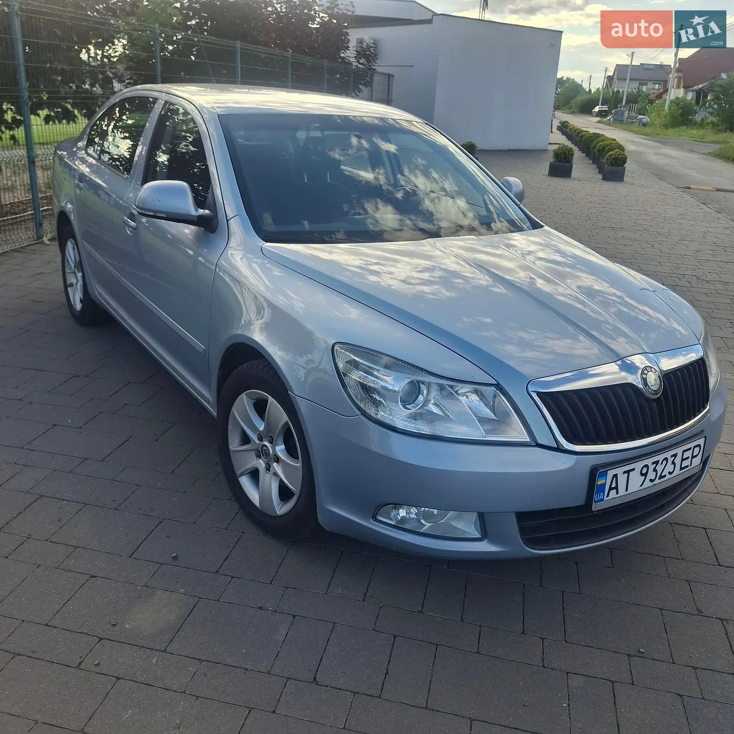 2010 Skoda Octavia - фото 1