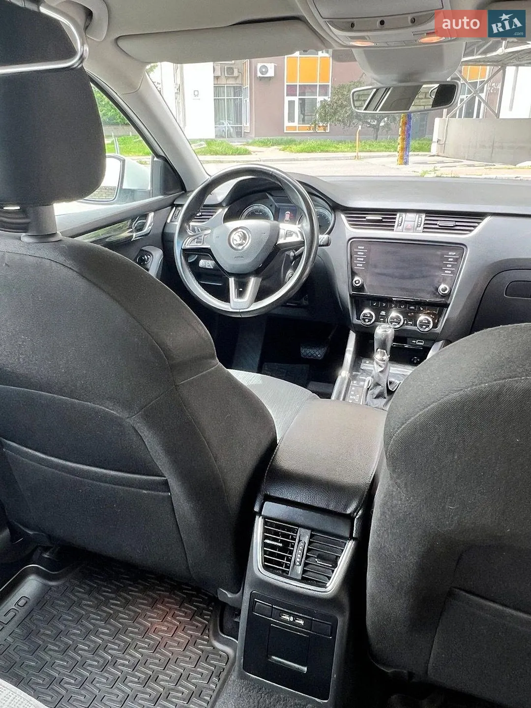 2019 Skoda Octavia - мініатюра 9