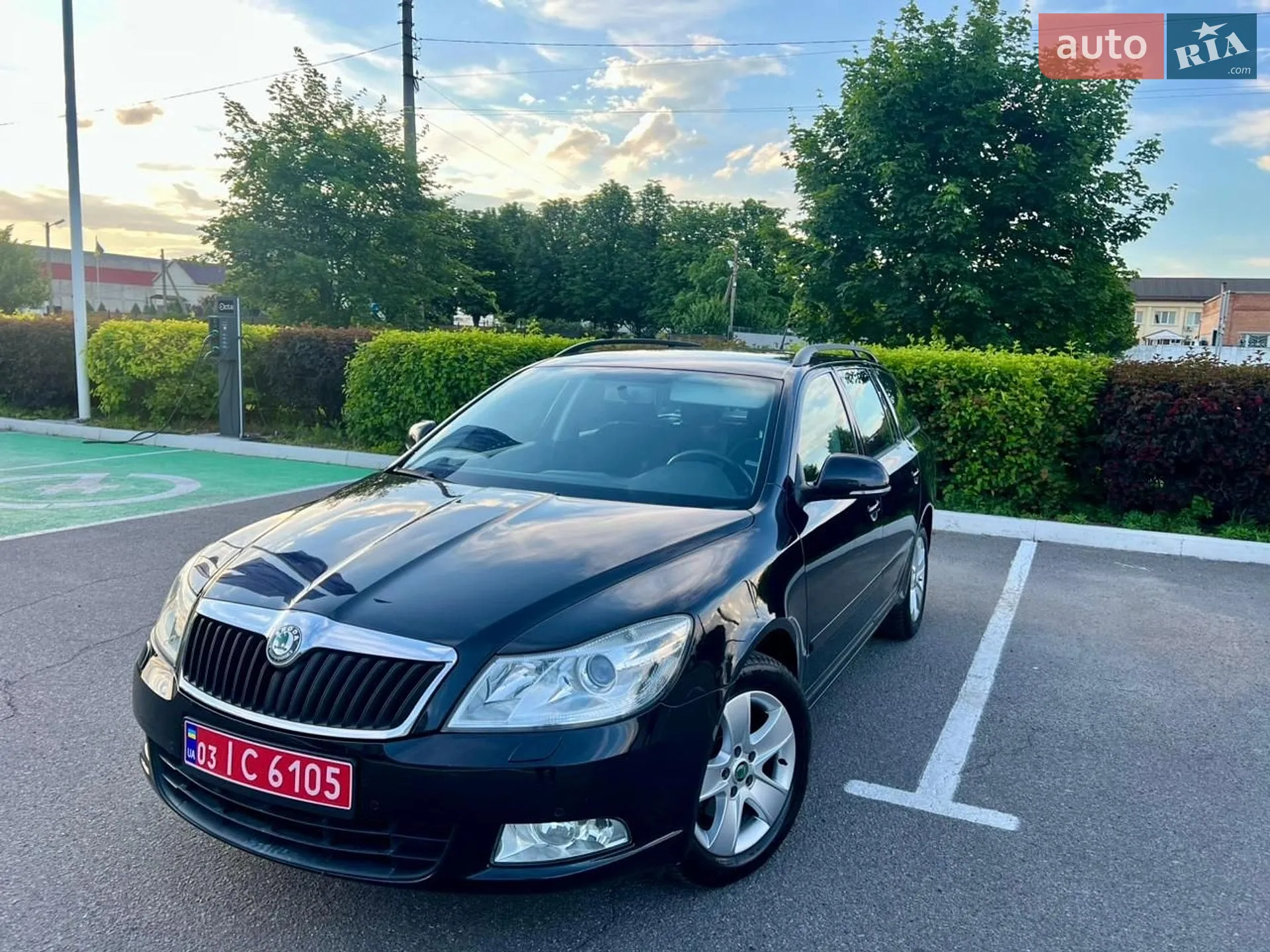 2010 Skoda Octavia - фото 1