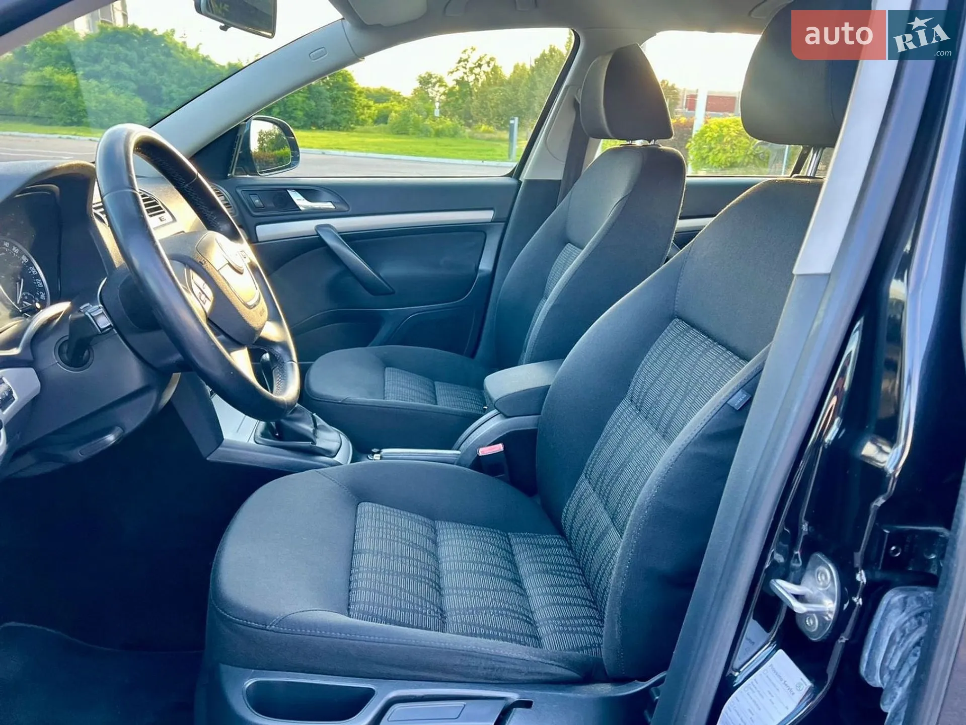 2010 Skoda Octavia - мініатюра 57