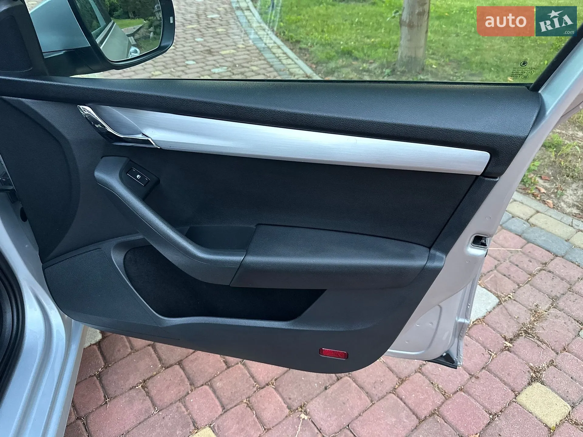 2017 Skoda Octavia - мініатюра 44