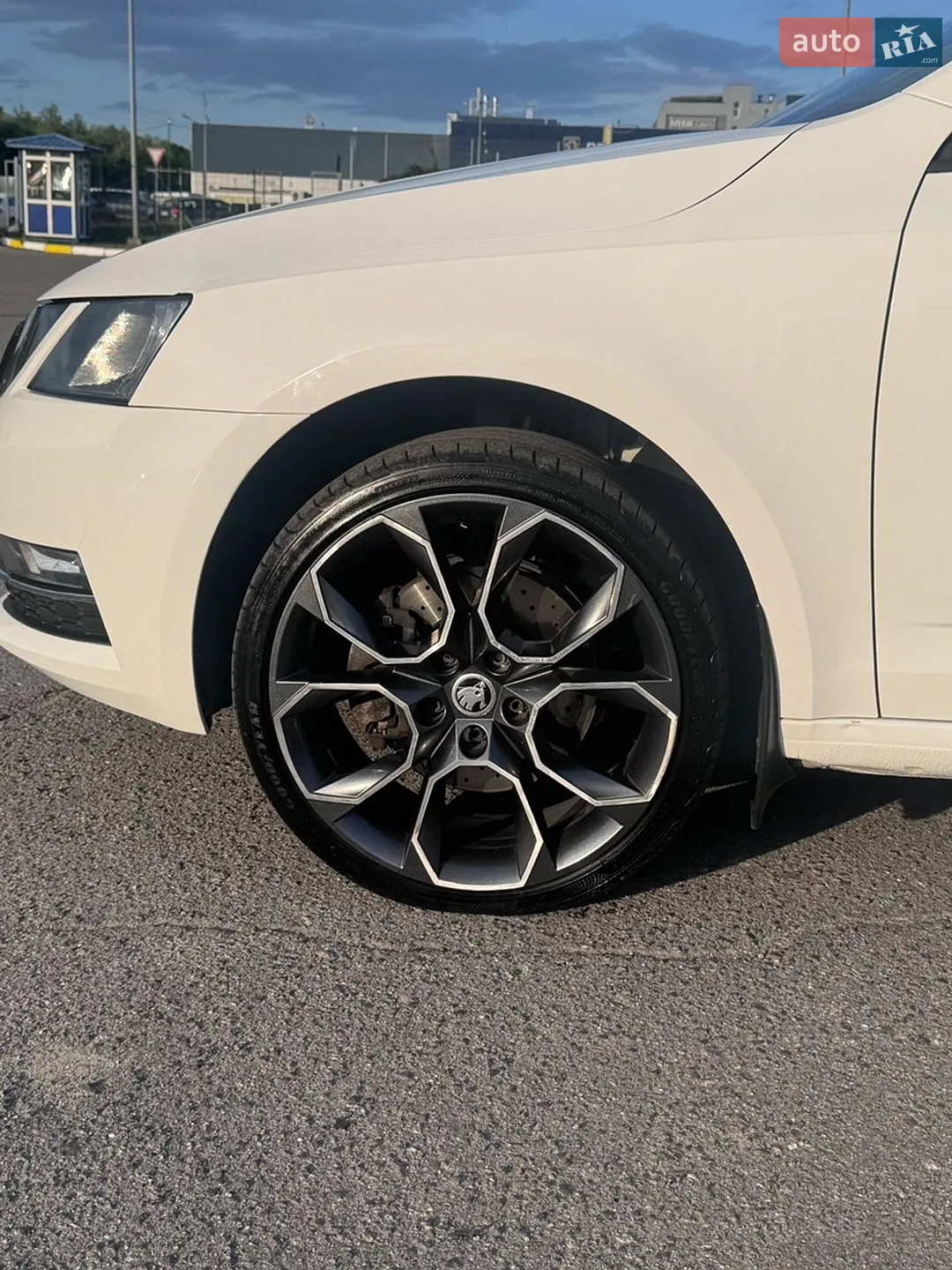 2017 Skoda Octavia - мініатюра 23