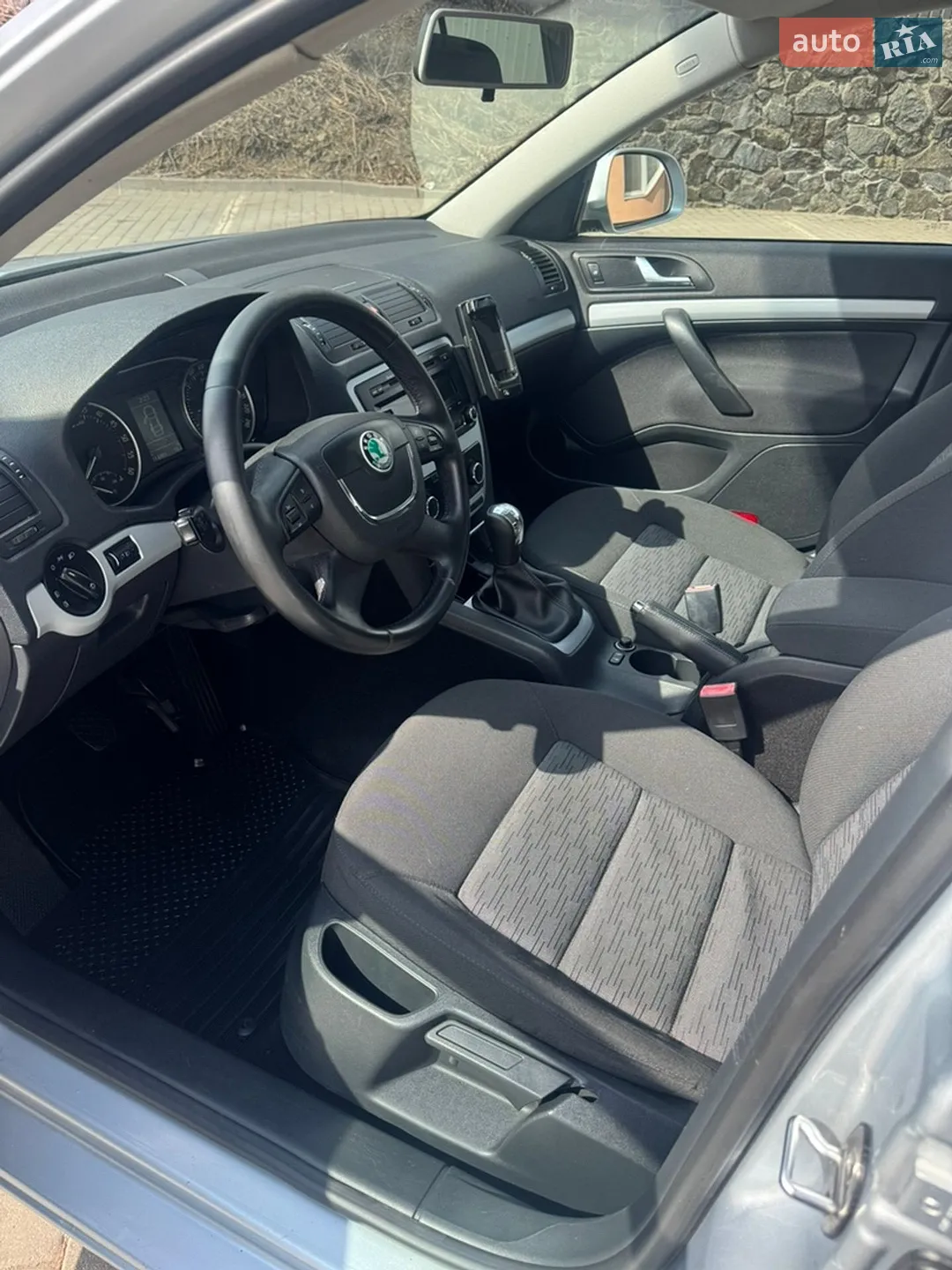 2010 Skoda Octavia - мініатюра 6