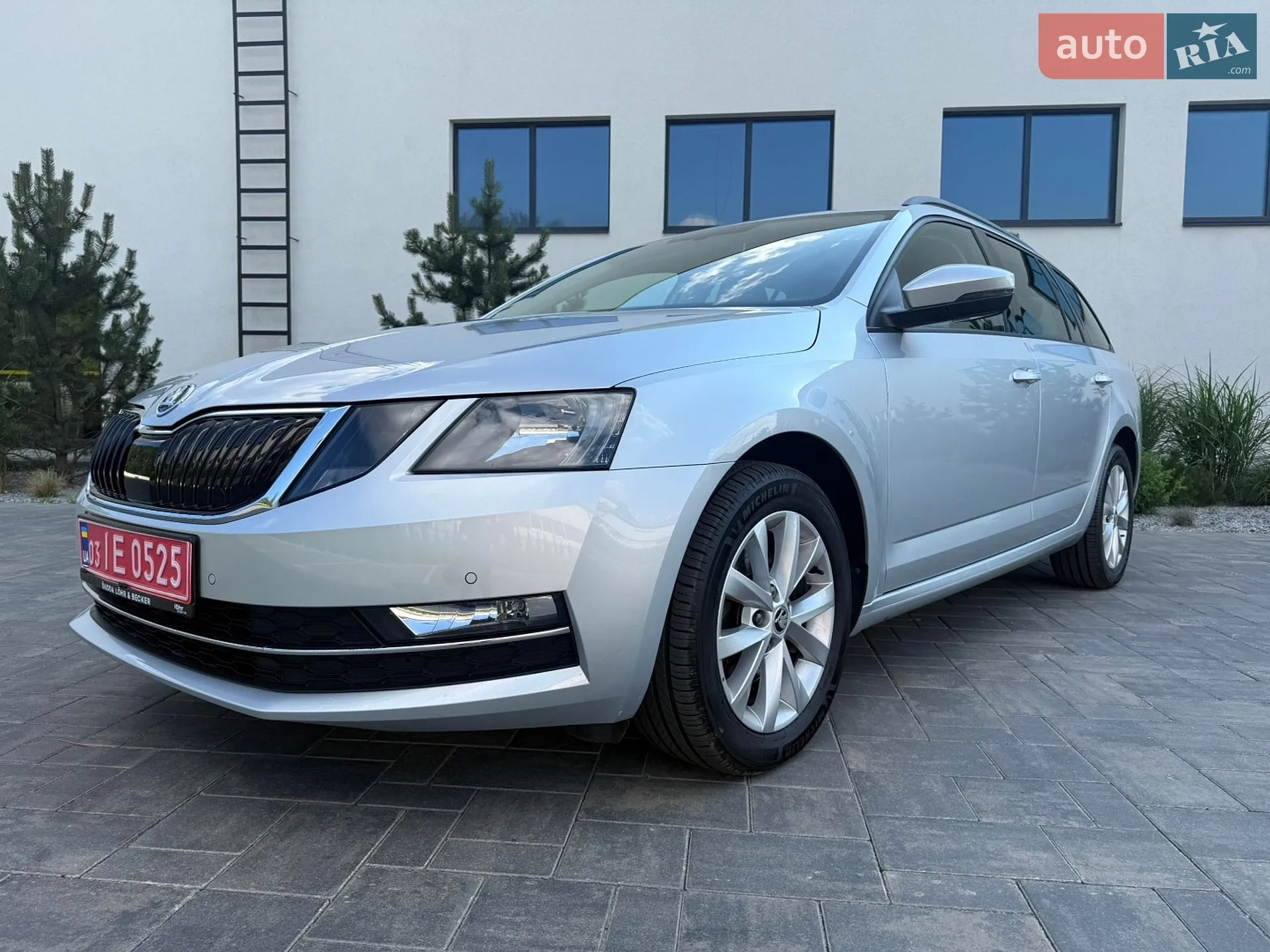 Skoda Octavia 2012 VIN TMBHT61Z3C2146623 фото оголошення 2 з 13