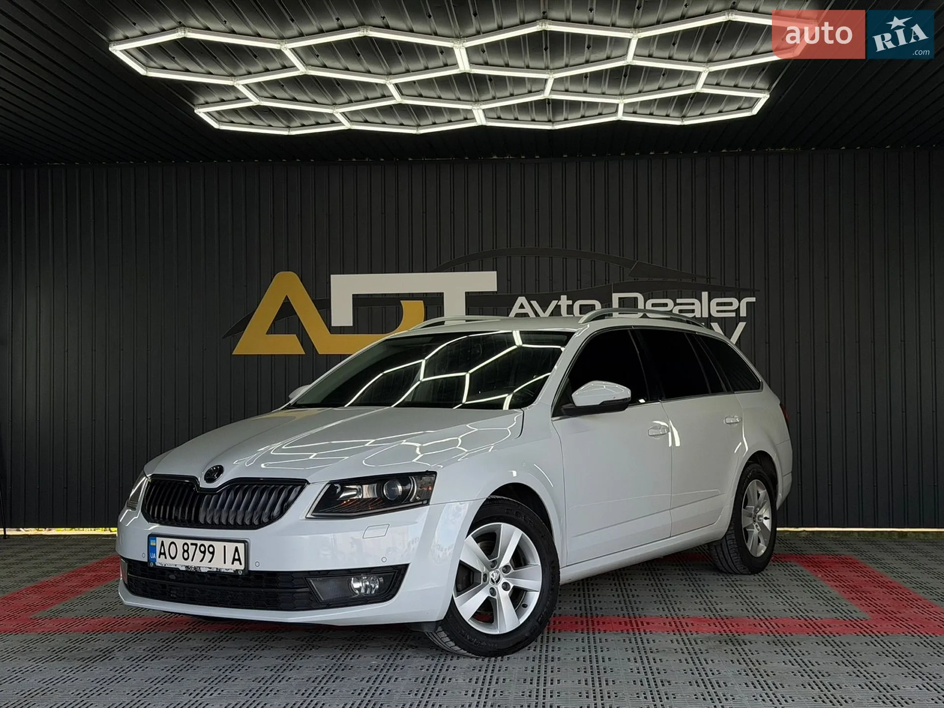 2015 Skoda Octavia - мініатюра 9