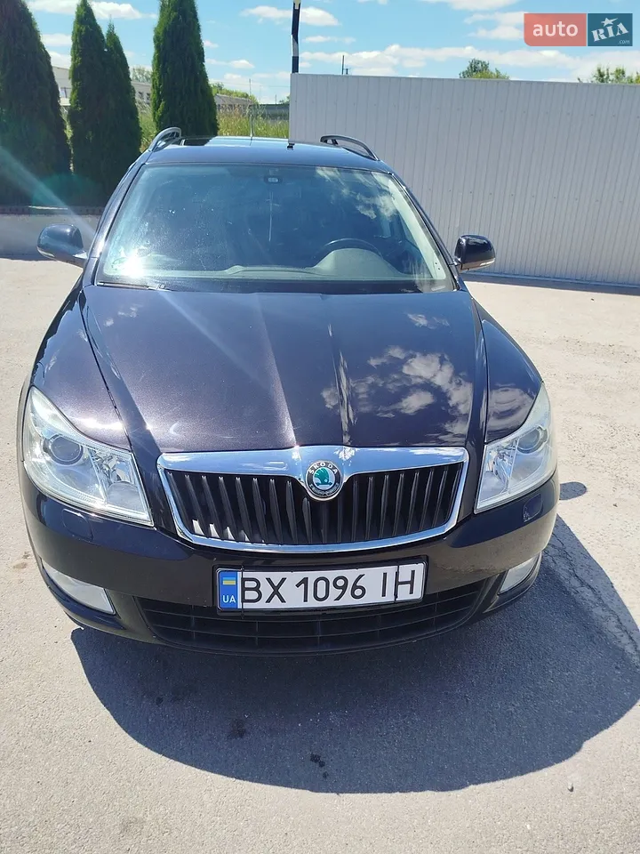 2010 Skoda Octavia - мініатюра 16