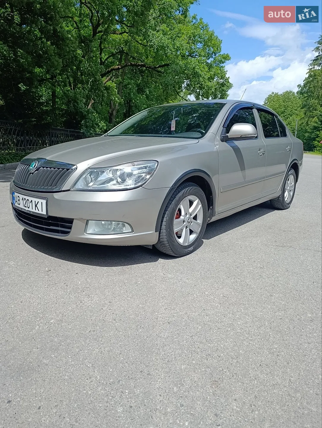 2010 Skoda Octavia - мініатюра 4