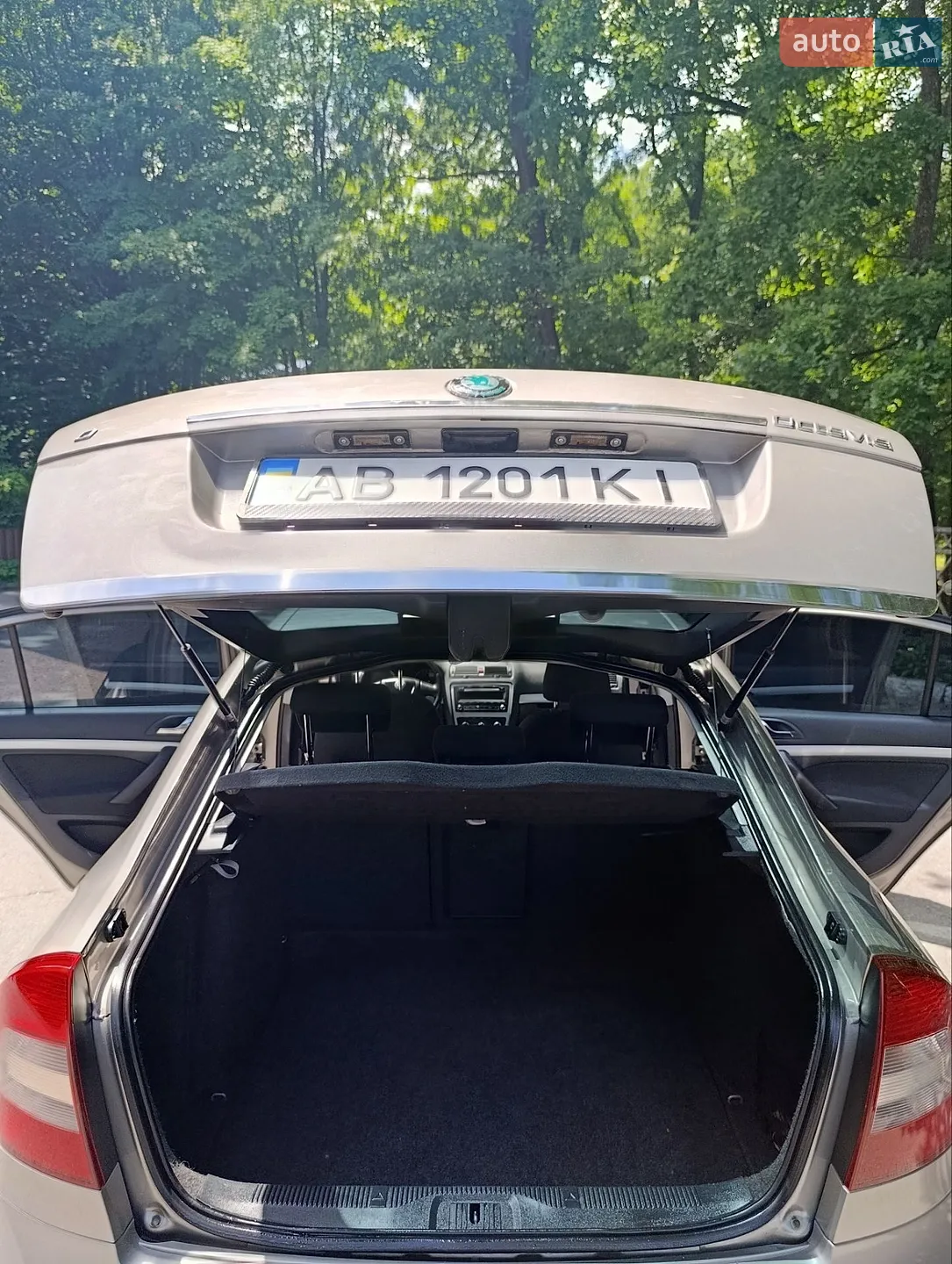 2010 Skoda Octavia - мініатюра 18