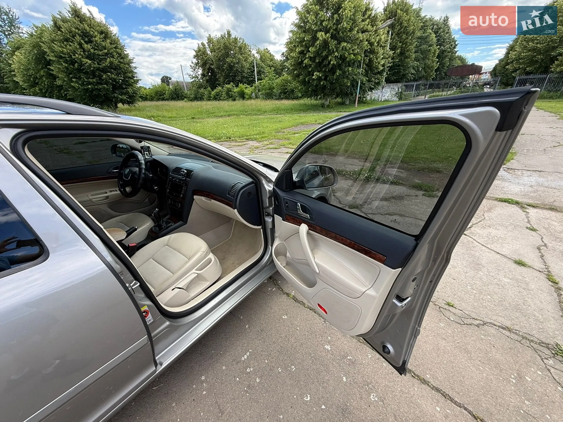 2011 Skoda Octavia - мініатюра 32