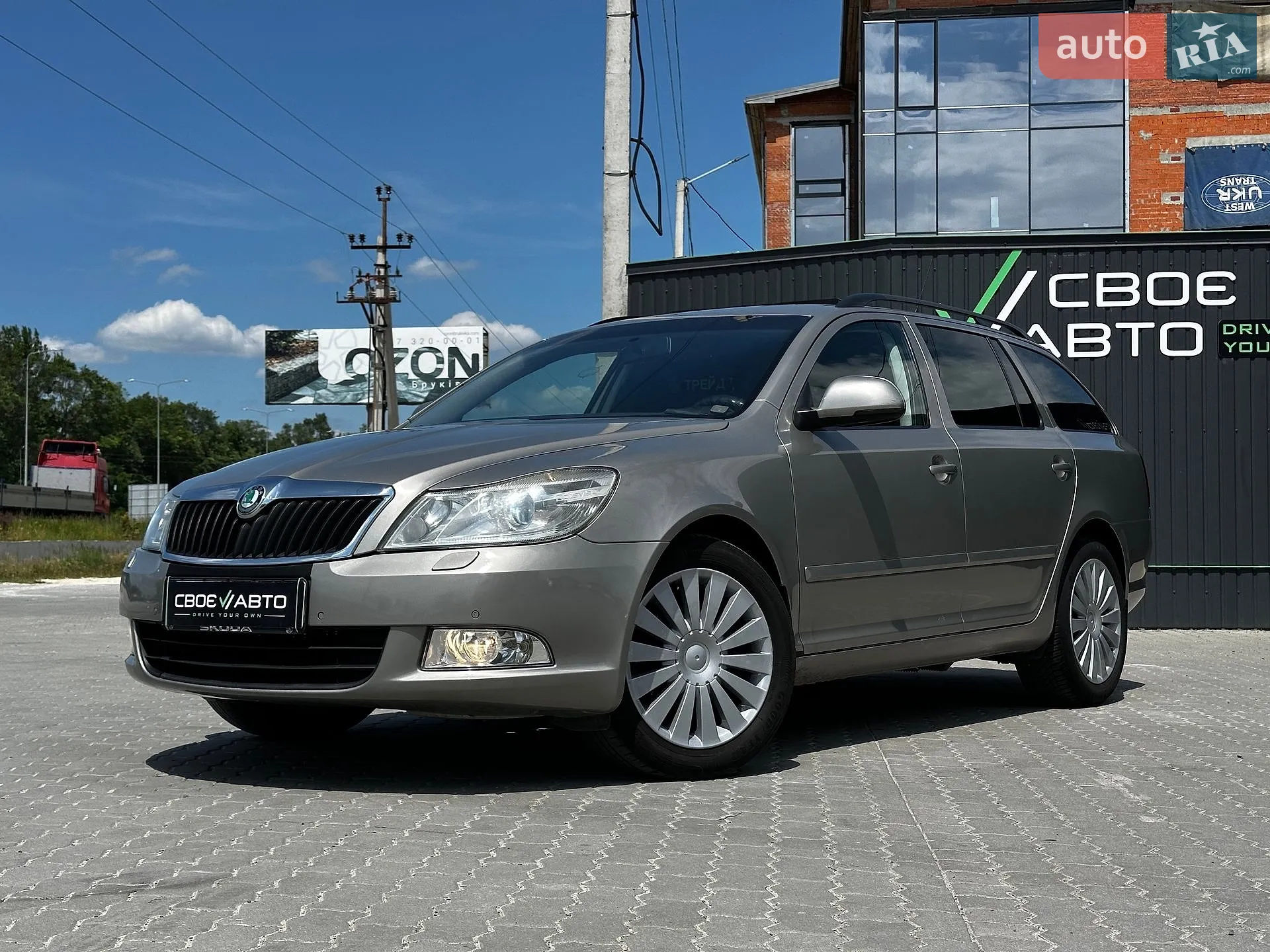 2011 Skoda Octavia - фото 1