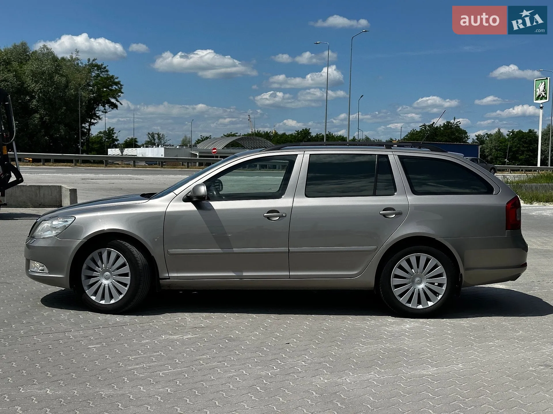 2011 Skoda Octavia - мініатюра 7