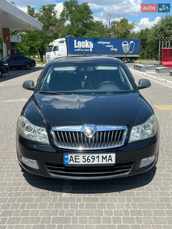 2010 Skoda Octavia - мініатюра 6