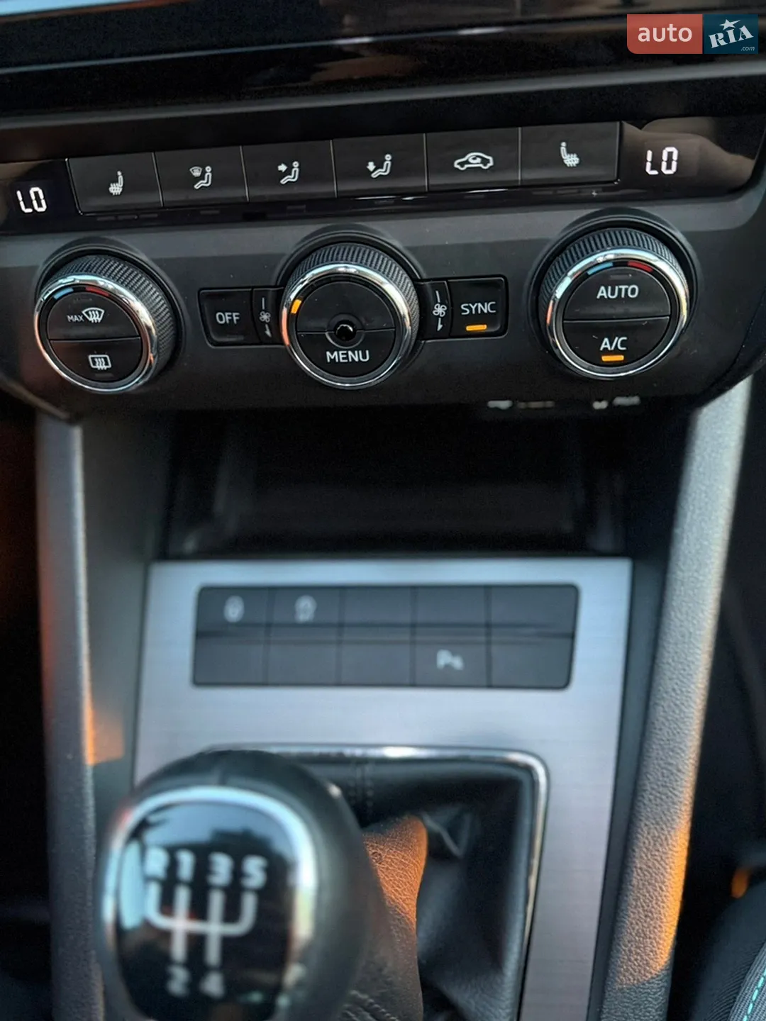 2016 Skoda Octavia - мініатюра 29