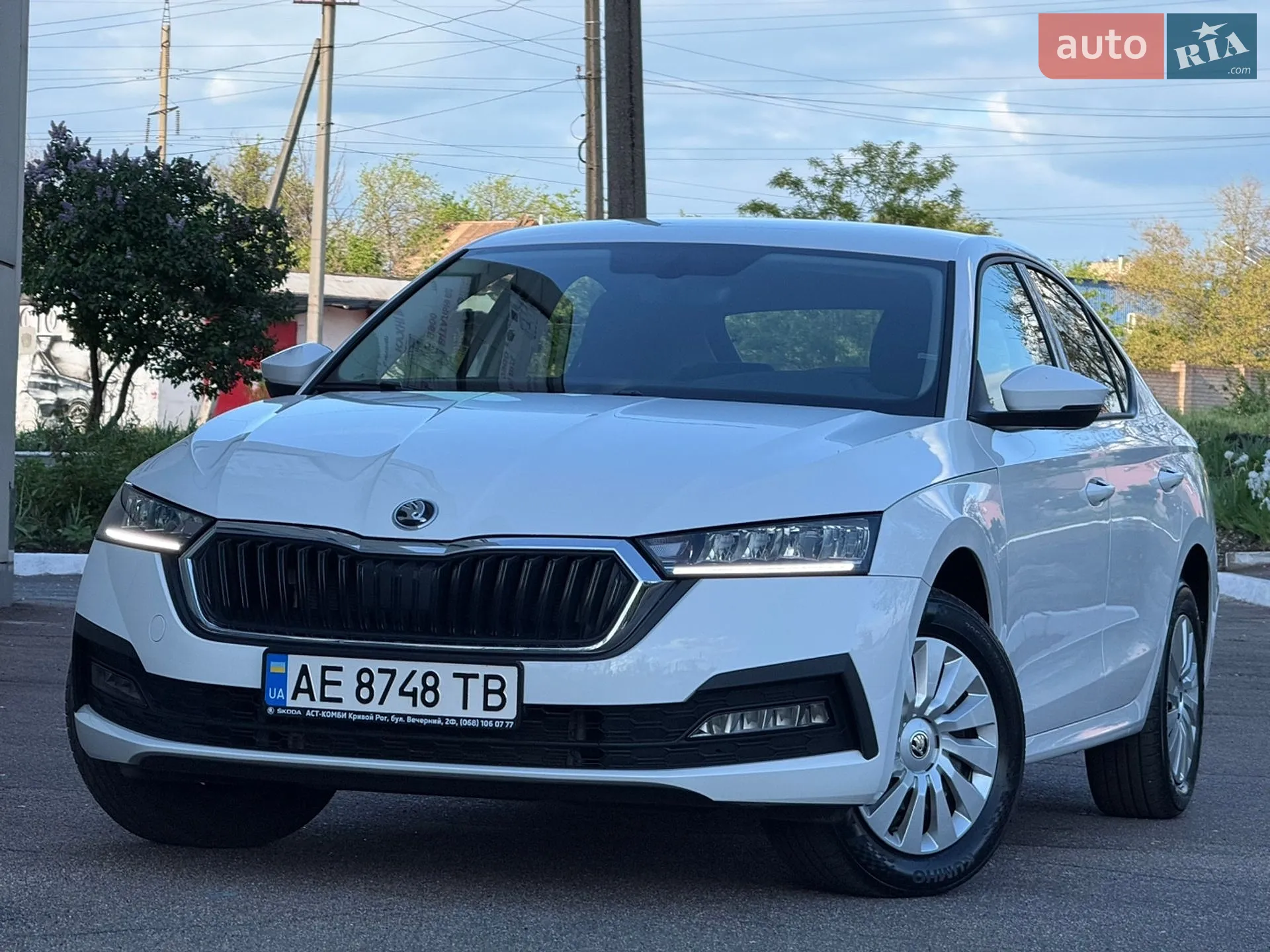 Skoda Octavia 2022 VIN TMBAC2NX4NY058439 фото оголошення 2 з 6