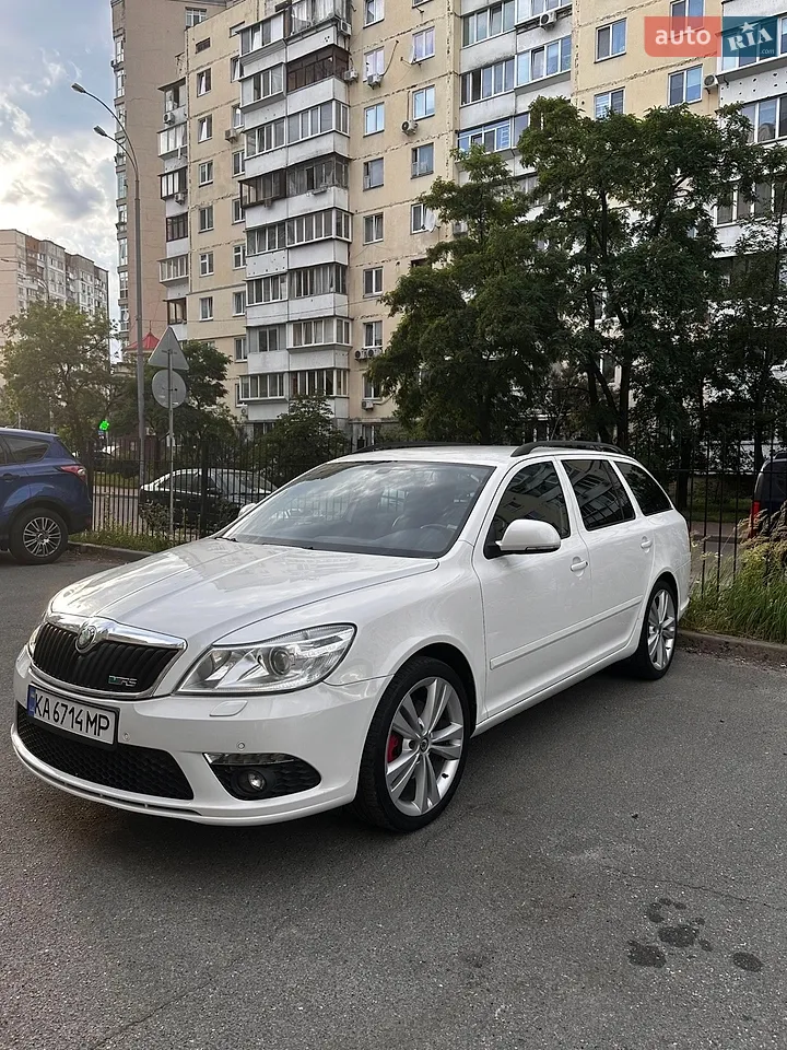 2011 Skoda Octavia - мініатюра 12
